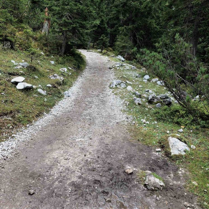 Hiking in Lermoos.